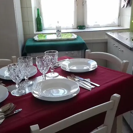 Zeljana Apartment
